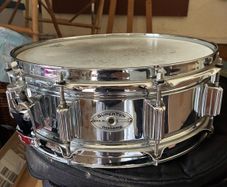 Rogers Super Ten 5x14 snare and case