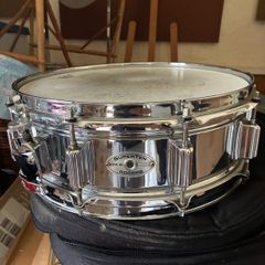 Rogers Super Ten 5x14 snare and case