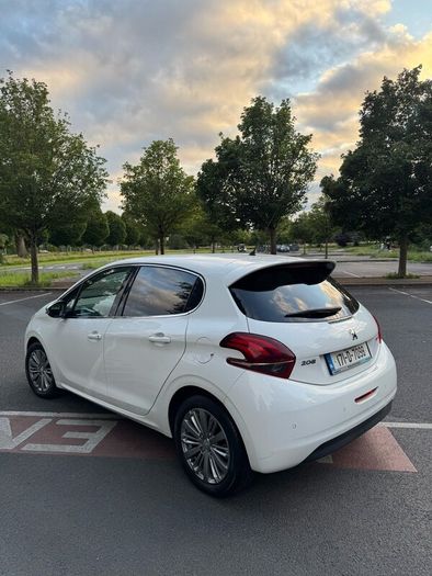 Low mileage Top spec