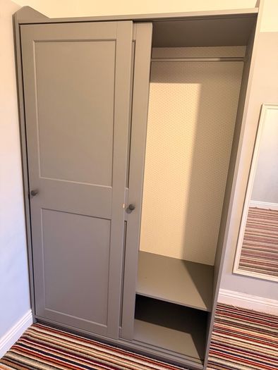 Hauga Wardrobe