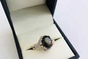 Vintage 9ct Yellow Gold Cats Eye &amp; Diamond Ring
