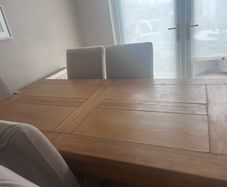 Extendable kitchen table with 6 Chairs