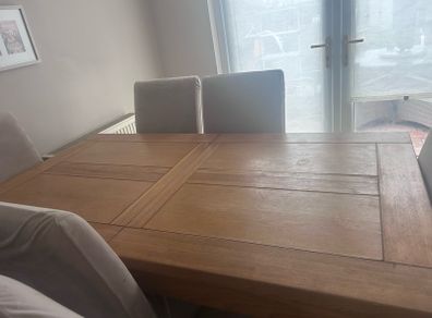 Extendable kitchen table with 6 Chairs