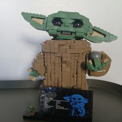 Lego Disney Star Wars 75318 The Child Complete With Box And Instructions Retired Set