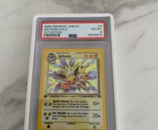 Pokemon card First edition jolteon holo jungle psa 6