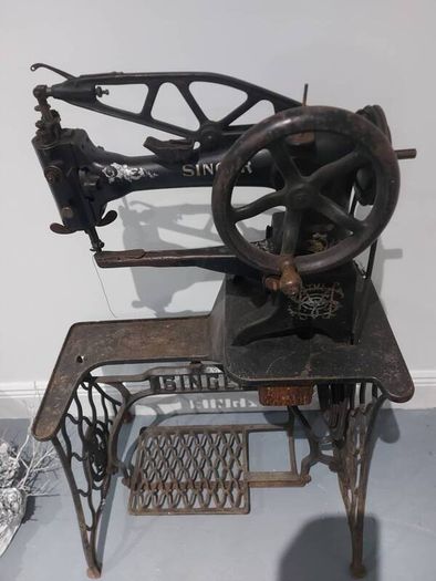 sewing machine