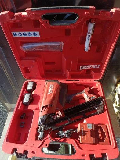 Hilti nail gun ( Paslode)