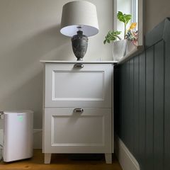 Laundry cabinet