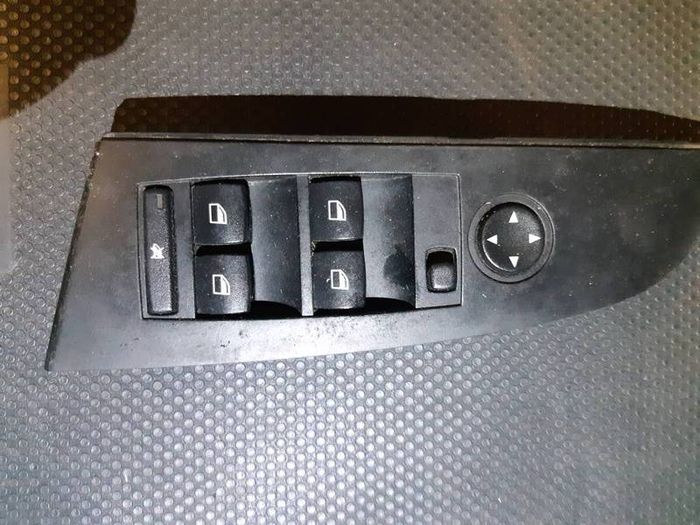 Window Switch Lifter Front Drivers O/SF Black 6951924 BMW E60 E61 5 series