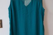 Sleeveless top (Emerald green)
