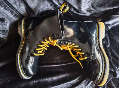 black patent leather Dr. Martens 1460 8-eye