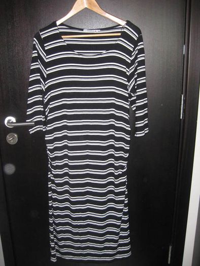 Debenhams Red Ladies Herring Maternity Dress Black And White Stripy  Design Size 16/44