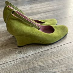 Green Suede Wedge Heels Made in Spain Size 37