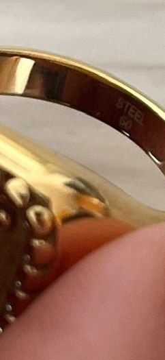 GUESS Men's Gold Ring 60mm