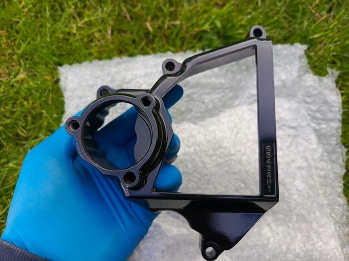 Kawasaki sprocket cover