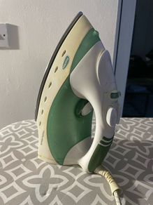 clothes iron