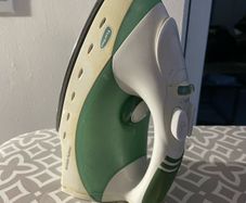 clothes iron