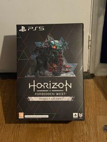 NEW Horizon Forbidden West Limited Collectors Regalla Edition