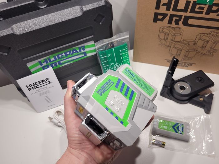 4D Trade rated PRO-series Huepar Laser Level self-leveling