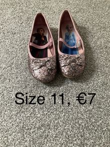 Girls shoes size 11