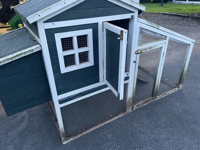 Chicken coop