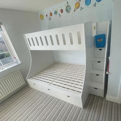 Triple kids bunk bed with built in stairs, comes with single mattress on top barely slept on