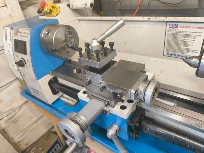 HBM210 Vario lathe.