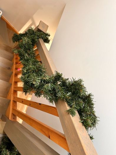 5 x garlands (lights NOT Included)