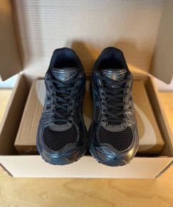 ASICS Gel Kayano 14 Size 40
