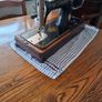 Singer Sewing Machine Image 3