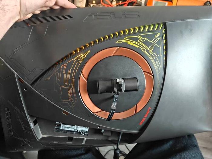 ASUS ROG Swift PG27VQ Quad HD 27 Curved LCD Gaming Monitor
