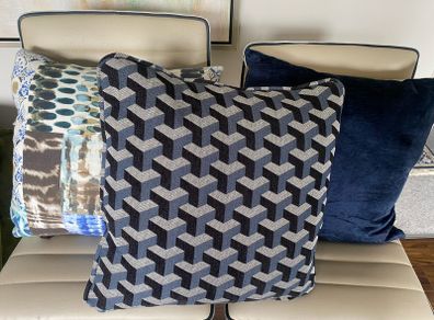 Cushions x6