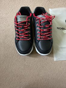 Golf Shoes  Brand New Size 7.5UK