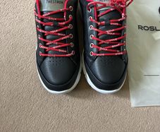 Golf Shoes  Brand New Size 7.5UK