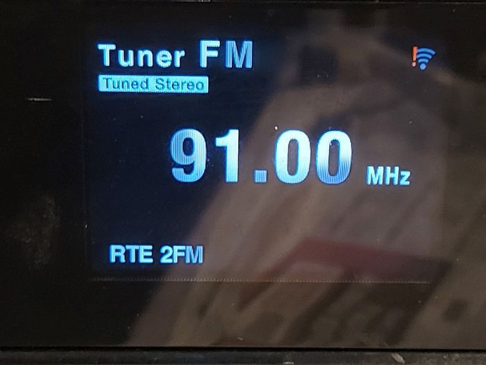 Pioneer Network CD Receiver, Model XC-HM71-K, Radio, CD, IPOD, USB, Wireless Internet Music & Radio, Only one speaker and no remote control