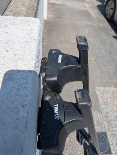 Thule 754 Roof Bars + 135cm SquareBars fits most cars (no rails)