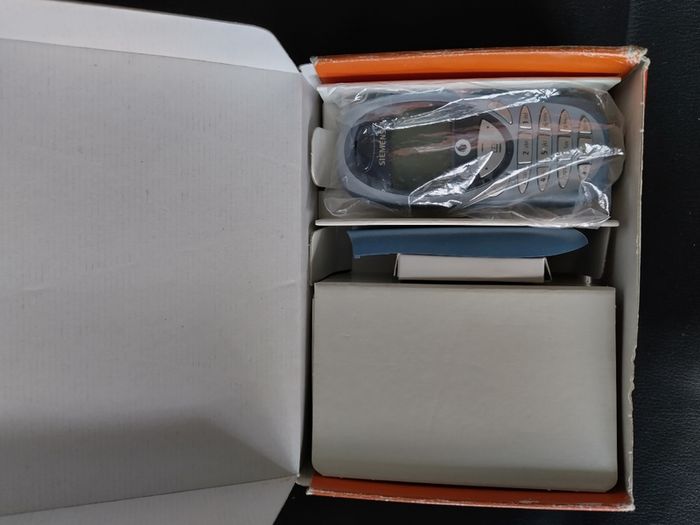Brand New Rare Unlocked Siemens M35i, C55 and S55 mobile phones vintage