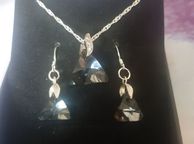 main image for ad Swarovski Elements Pendant And Earrings