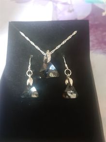 Swarovski Elements Pendant And Earrings