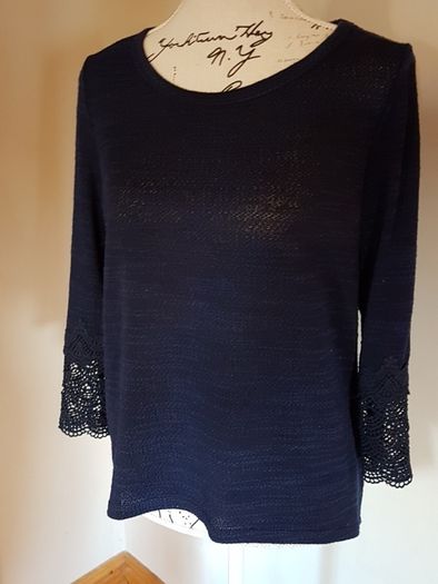 Navy Size M Vero Moda Top