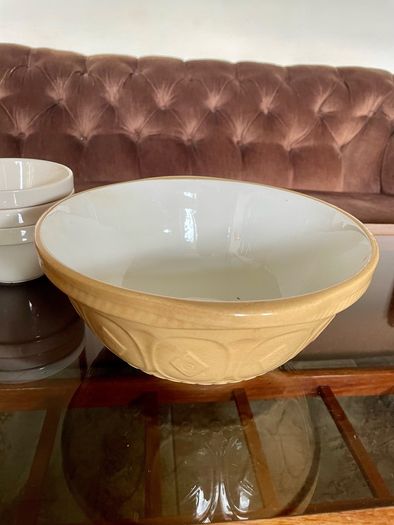Vintage TG Green Gripstand Mixing Bowl English Mustard Yellow Ware 1950s