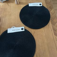 Black round easy clean placemats