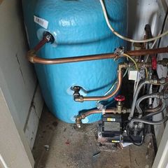 Plumbing cylinder and pump