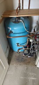 Plumbing cylinder and pump