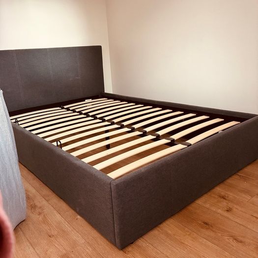 4FT Small Double bed & mattress