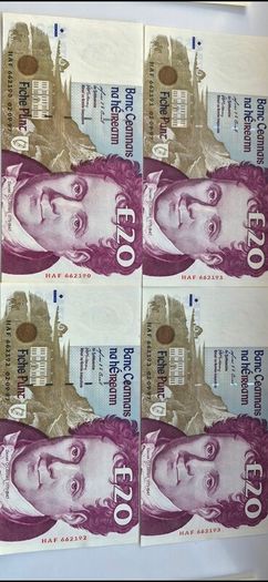 10 consecutive 20 pound banknotes