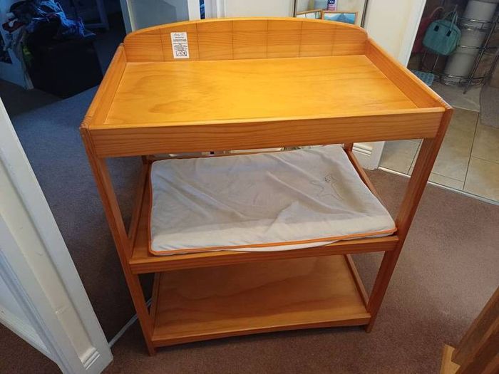 baby changing unit