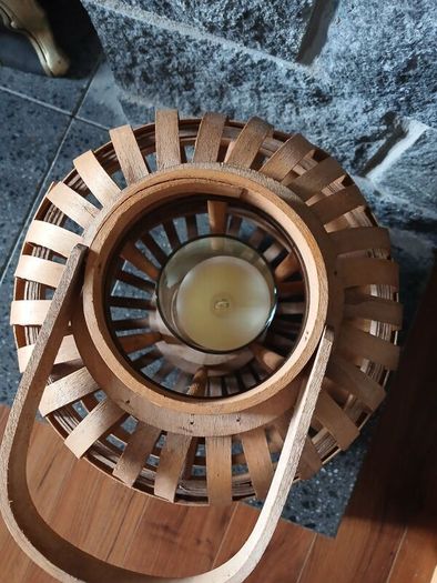 Candle lantern
