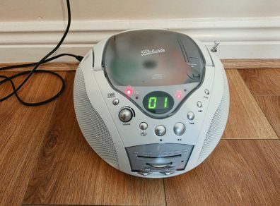 Roberts Radio With CD Player