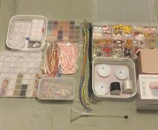 Jewellery and keychain making kits